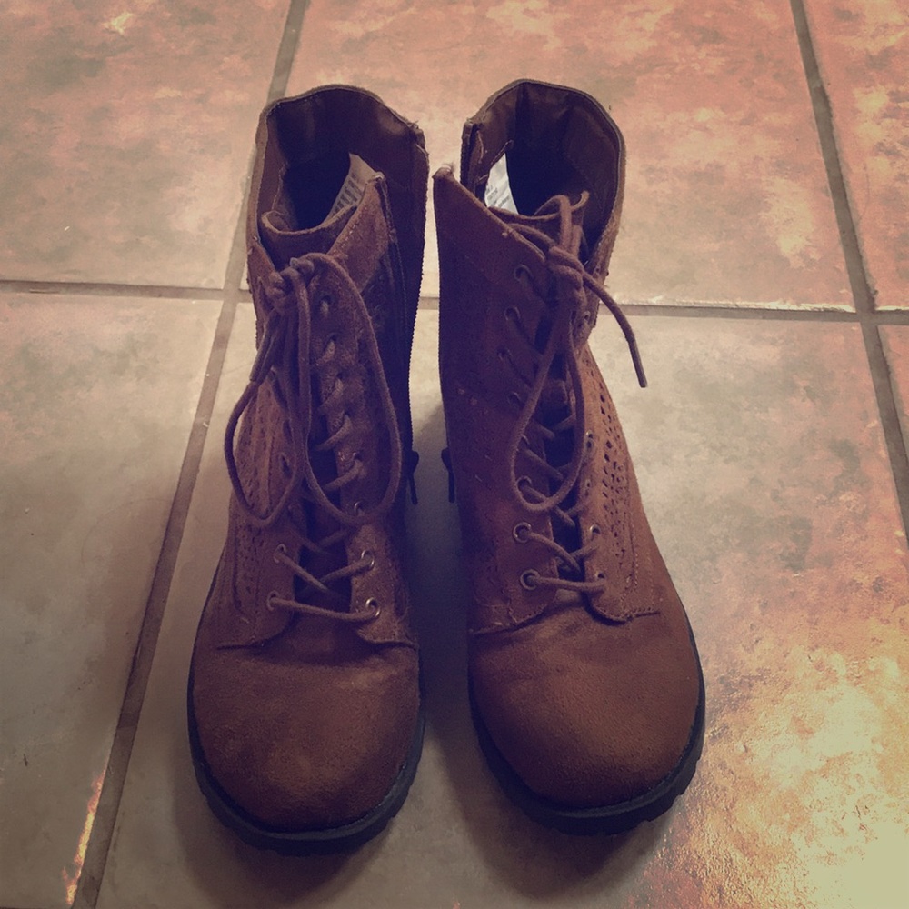Austin Boots